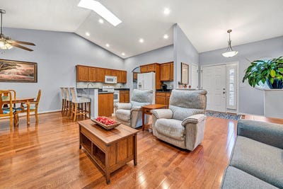 /international/us/6651-stonelyn-cottage-ct-roanoke-va-110106567187/