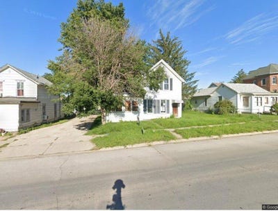 /international/us/205-s-3rd-street-avenue-marshalltown-ia-110101006077/