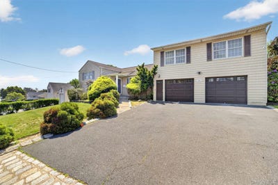 /international/us/263-croydon-road-yonkers-ny-110108219843/