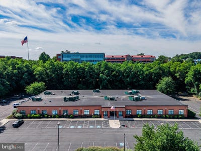 /international/us/4641-westport-drive-mechanicsburg-pa-110108999034/