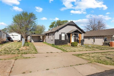 /international/us/312-s-14th-street-clinton-ok-110106729690/