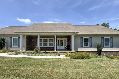 /international/us/618-laurie-leigh-drive-dandridge-tn-110105507840/