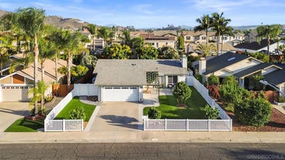 /international/us/9693-follett-drive-santee-ca-110108682812/