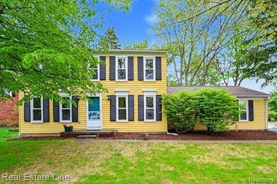 /international/us/4923-stamford-drive-west-bloomfield-twp-mi-110108021325/