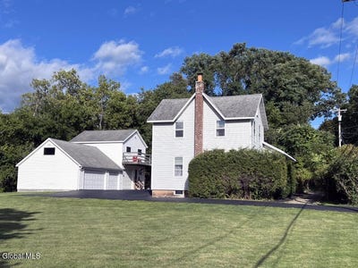 /international/us/847-maple-hill-road-castleton-ny-110108059373/