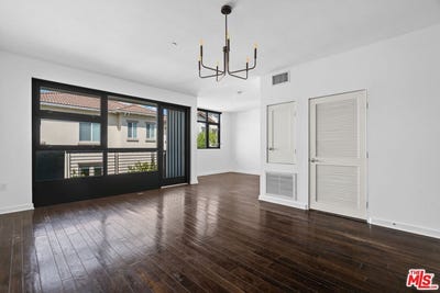 /international/us/13045-pacific-promenade-prome-los-angeles-ca-110109065925/