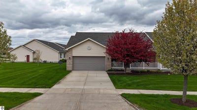 /international/us/1631-heritage-way-mt-pleasant-mi-110107885408/