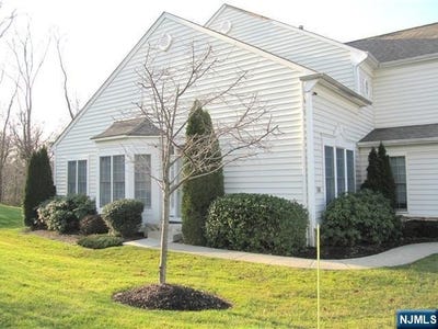 /international/us/85-buckthorn-paramus-nj-110108873024/