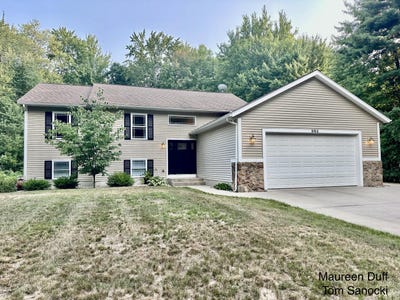/international/us/993-w-tyler-road-muskegon-mi-110101393283/