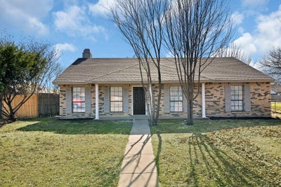 /international/us/501-justice-street-cedar-hill-tx-110105038564/