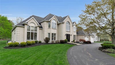 /international/us/200-halston-parkway-east-amherst-ny-110107652407/