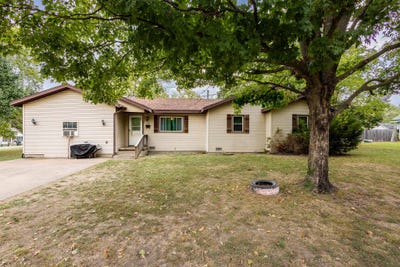 /international/us/137-w-cline-street-aurora-mo-110120092743/