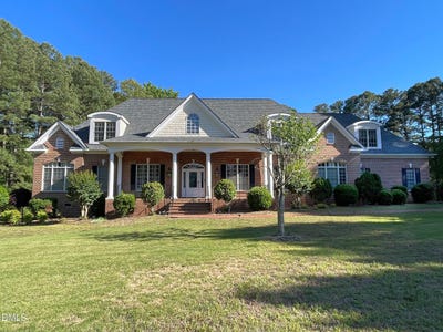 /international/us/2112-brassfield-road-raleigh-nc-110107797758/