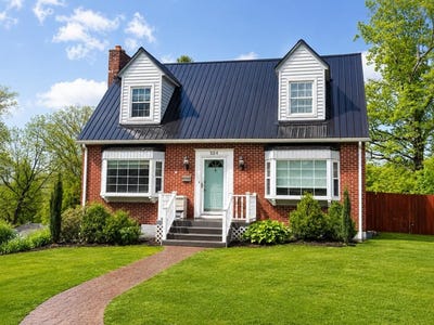 /international/us/224-mercer-street-beckley-wv-110107998535/