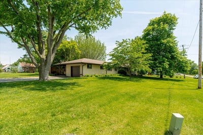 /international/us/607-n-mill-street-leroy-il-110108021924/