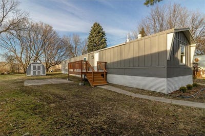 /international/us/706-southhaven-drive-mankato-mn-110104080397/