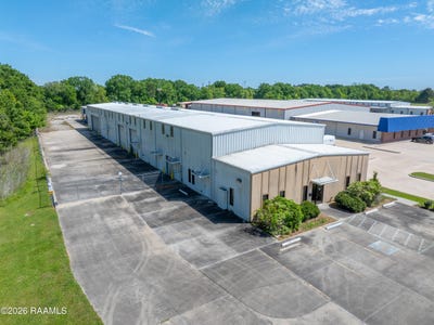 /international/us/105-nova-drive-broussard-la-110107795061/