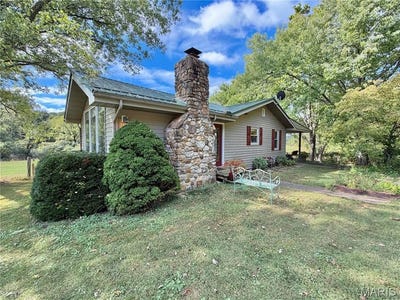 /international/us/625-county-road-4055-salem-mo-110110342917/