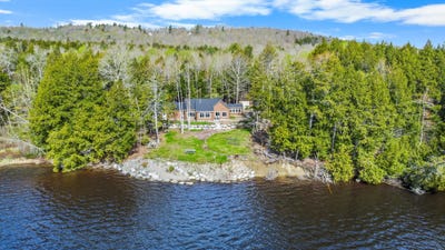 /international/us/1095-mariaville-road-ellsworth-me-110108121629/
