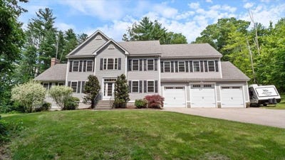 /international/us/16-horseshoe-road-windham-nh-110106719336/