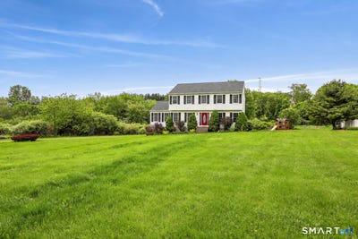 /international/us/16-early-view-lane-new-milford-ct-110108536671/