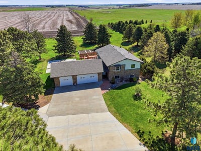 /international/us/26574-466th-ave-sioux-falls-sd-110107711209/