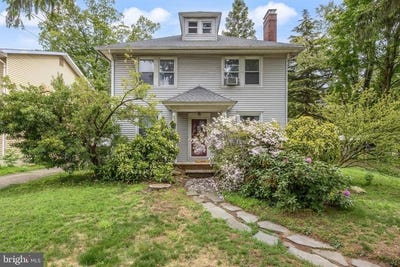 /international/us/54-warren-street-beverly-nj-110108153139/