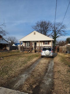 /international/us/903-bowman-ave-salem-va-110105764952/