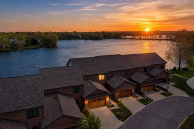 /international/us/535-laketower-drive-lexington-ky-110107516979/