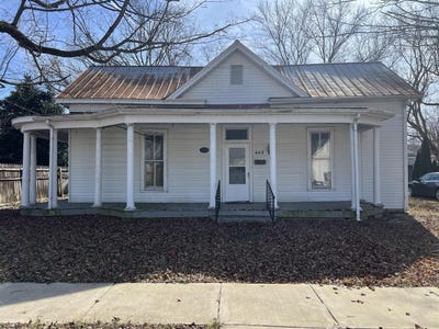 /international/us/447-w-7th-street-russellville-ky-110097667316/