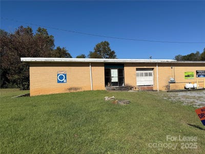 /international/us/2849-hwy-226-s-marion-nc-110102613462/