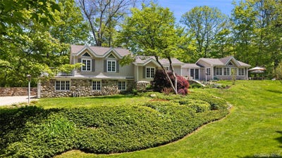 /international/us/9-lewis-road-pound-ridge-ny-110108335777/