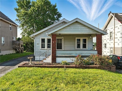 /international/us/33-townsend-avenue-girard-oh-110100800743/