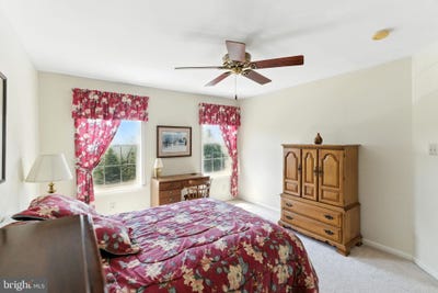/international/us/205-n-azalea-court-glen-mills-pa-110101196962/