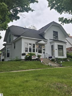 /international/us/415-e-harris-street-cadillac-mi-110100071661/