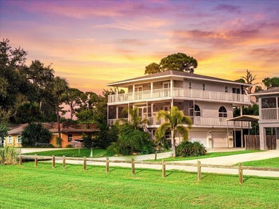 /international/us/1775-scenic-drive-venice-fl-110120498455/