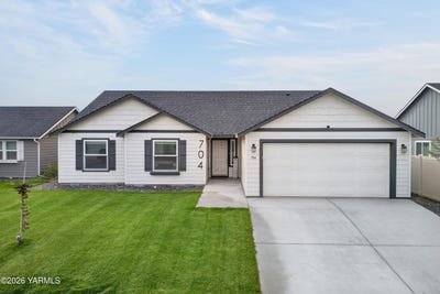 /international/us/704-regina-pl-grandview-wa-110120121855/