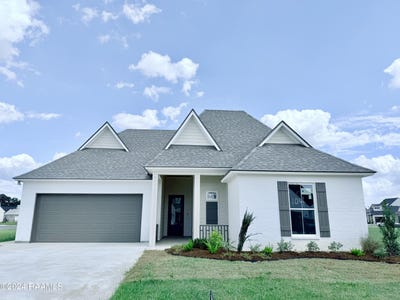 /international/us/104-prague-avenue-youngsville-la-110093612514/