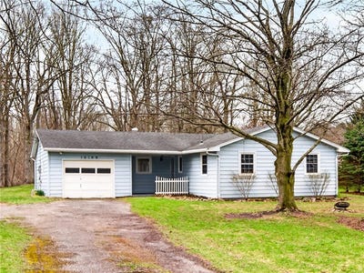 /international/us/16100-brown-schoolhouse-road-holley-ny-110107276573/