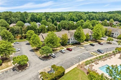 /international/us/1385-s-donahue-drive-auburn-al-110119748744/