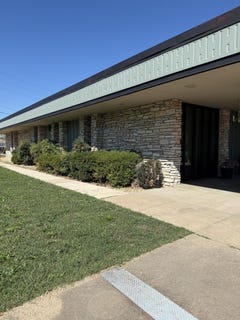 /international/us/115-shadowrock-drive-forsyth-mo-110108026774/