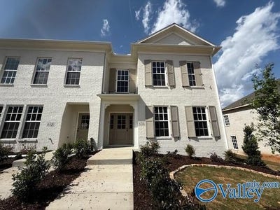 /international/us/111-upperline-street-madison-al-110107823559/