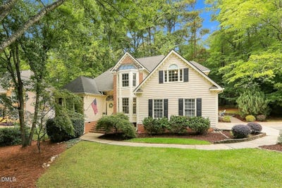 /international/us/102-steep-bank-drive-cary-nc-110120150543/