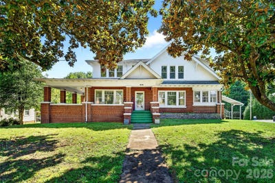 /international/us/606-rutherford-road-marion-nc-110120151323/