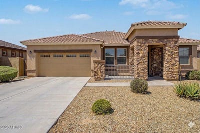 /international/us/18076-w-redwood-lane-goodyear-az-110107778817/