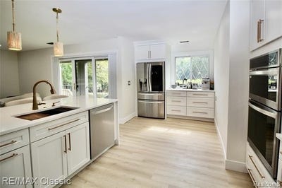 /international/us/42160-woodward-avenue-bloomfield-hills-mi-110108012215/