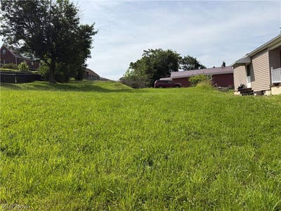 /international/us/145-mahan-road-weirton-wv-110108607859/
