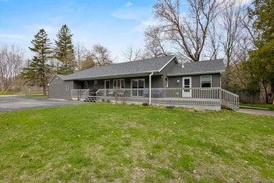 /international/us/616-s-neenah-ave-sturgeon-bay-wi-110107752152/