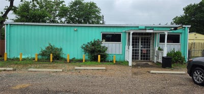 /international/us/9910-county-road-3622-quinlan-tx-110107712977/