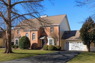 /international/us/1006-southbridge-lane-chattanooga-tn-110106735723/